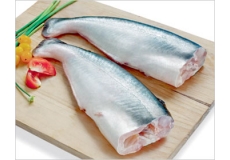 WHOLE PANGASIUS HEADLESS & GUTTED